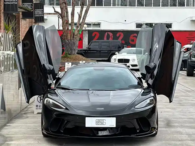 MCLAREN GT 2023