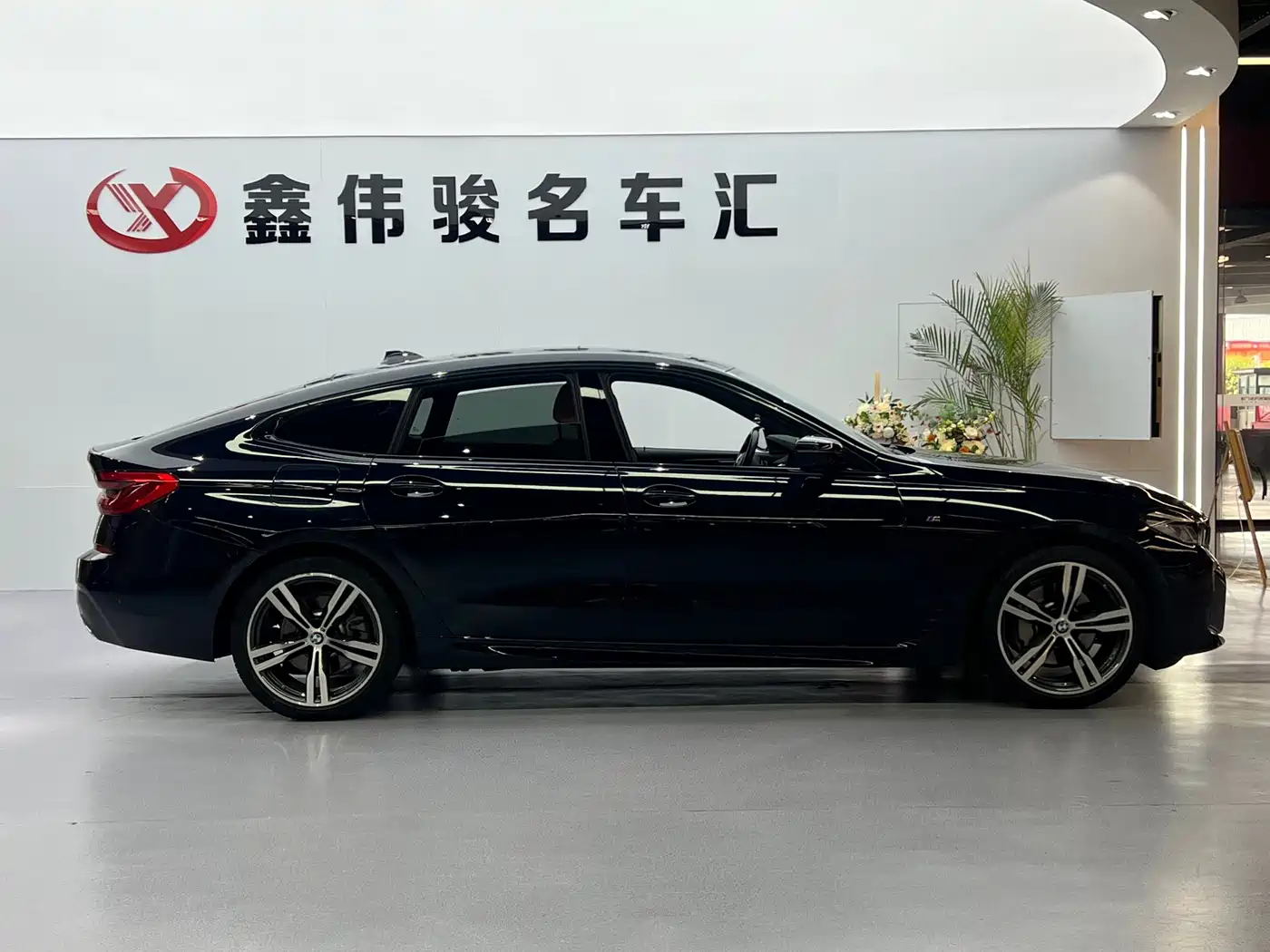 BMW 6 Series GT 2024 2022 Model 630i M Sport Package