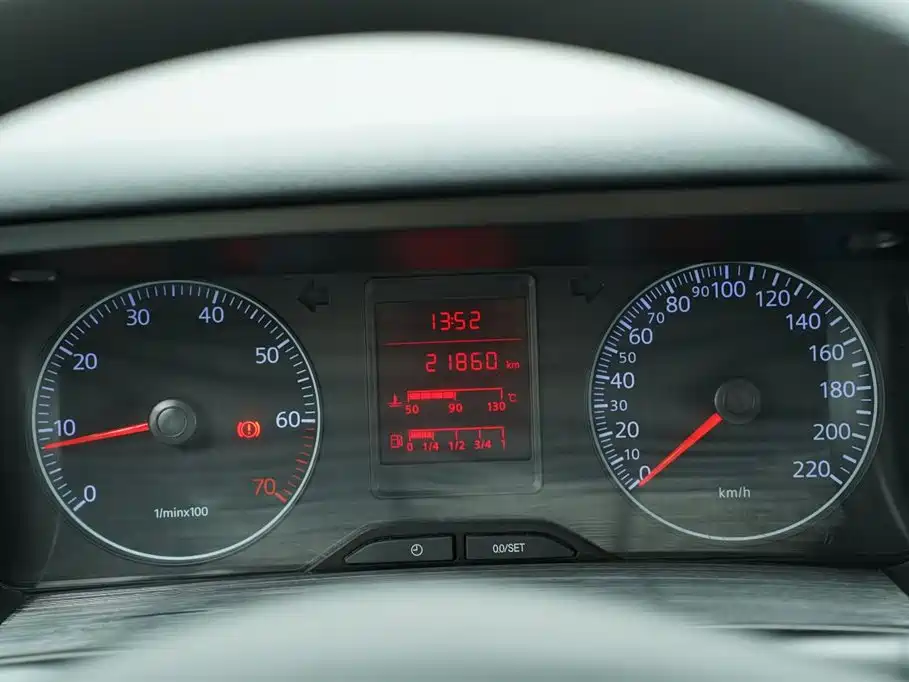 Volkswagen Jetta 2010 1.6L Partner фото 30
