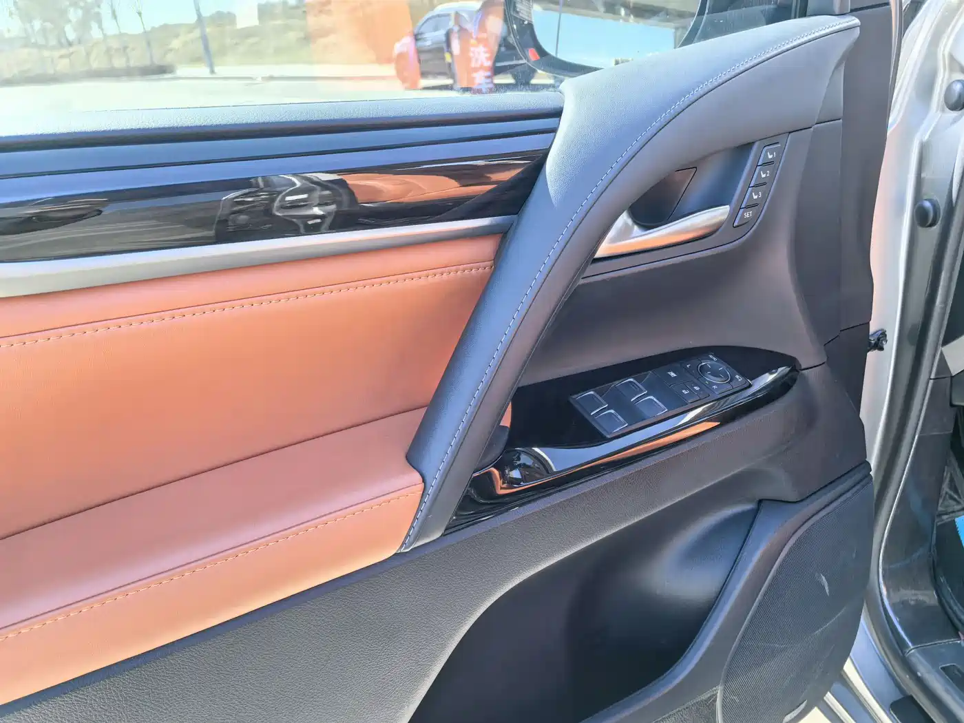 Lexus LX 2019 570 Prestige Luxury Edition фото 10