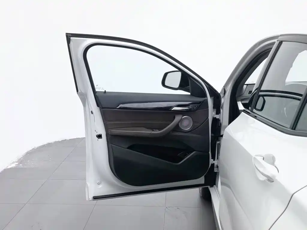 BMW X2 2023 2023 sDrive25i M Sport Shadow Edition