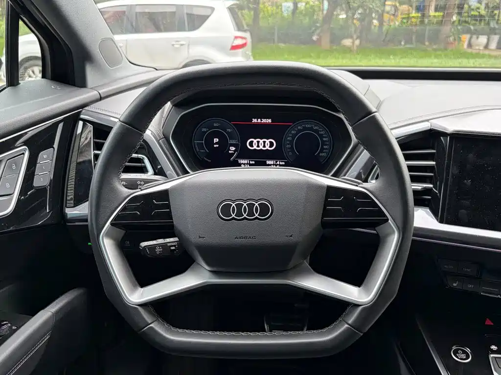 Audi Q4 e-tron 2025 2024 40 e-tron Creation Edition