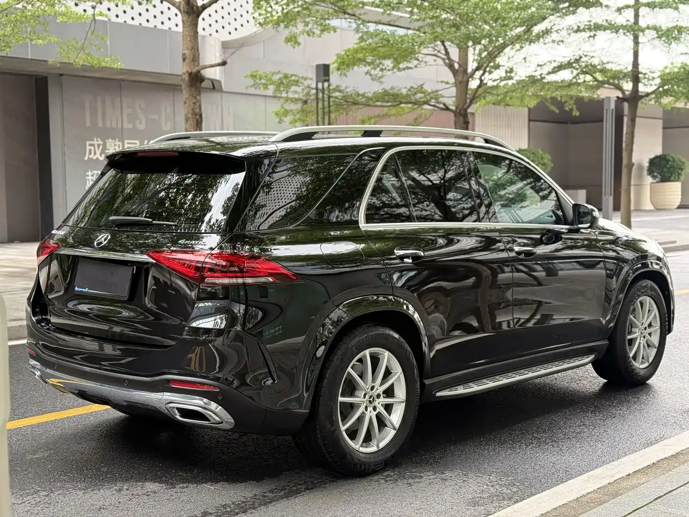 Mercedes-Benz GLE 2020 Facelift GLE 350 4MATIC Fashion Special Edition фото 4