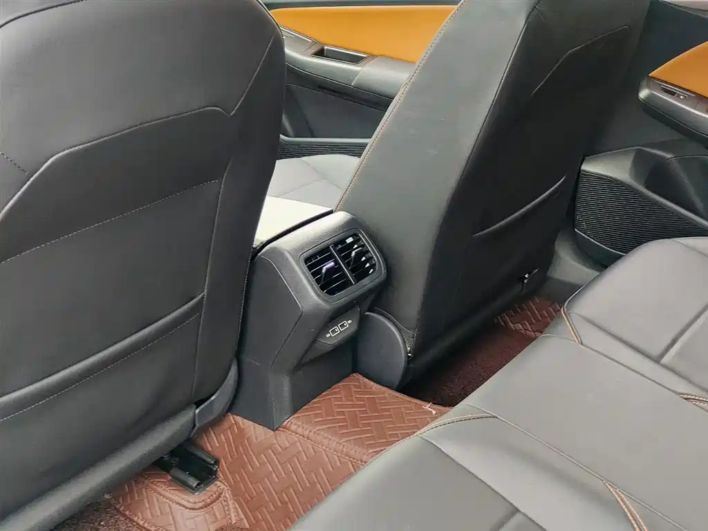 Volkswagen Bora 2023 200TSI DSG Yuexing PRO Edition фото 9