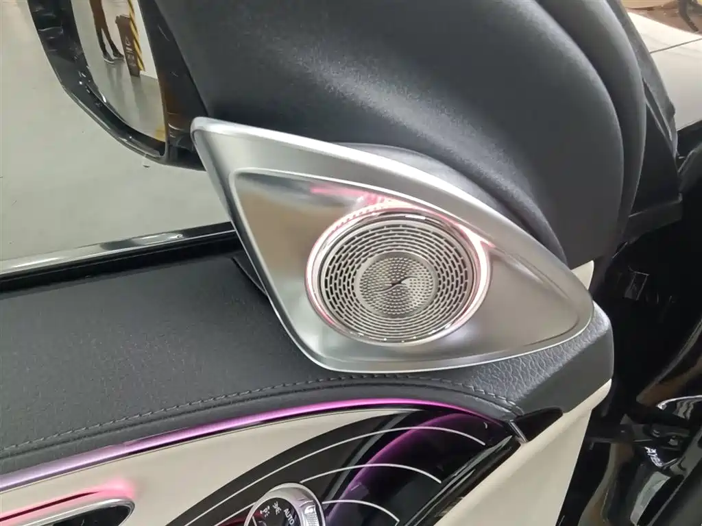 Mercedes-Benz Maybach S-Class 2025 Model S 480 4MATIC фото 12