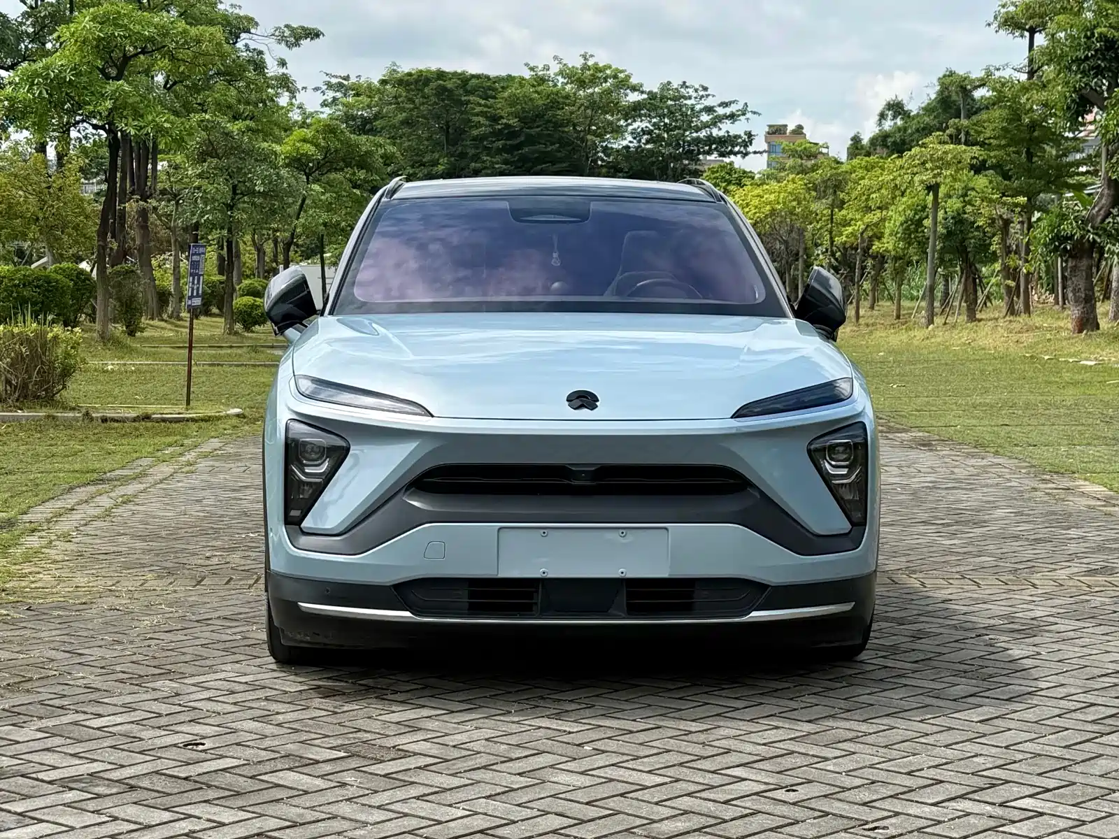 Фото 2 - NIO ES6
