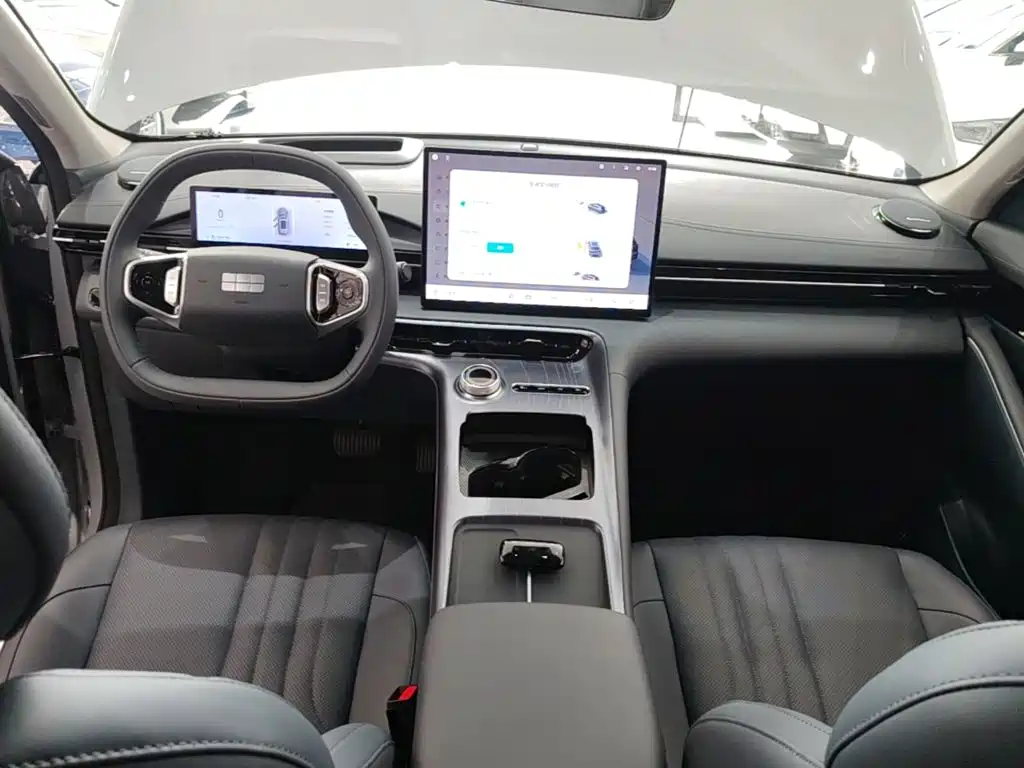 Фото 6 - Geely Galaxy Galaxy E5
