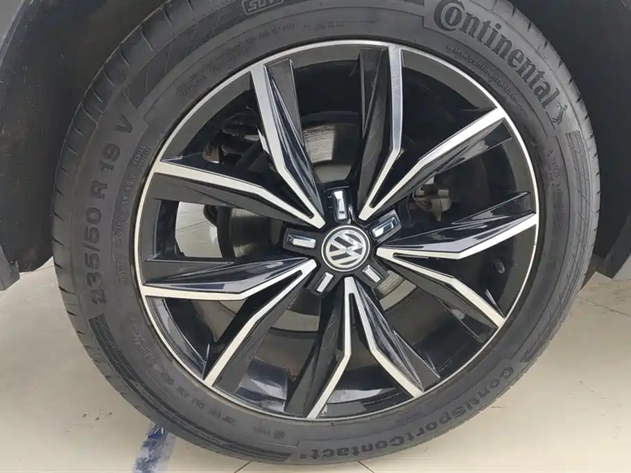 Volkswagen Tiguan L 2018 380TSI Automatic AWD Flagship Edition фото 6