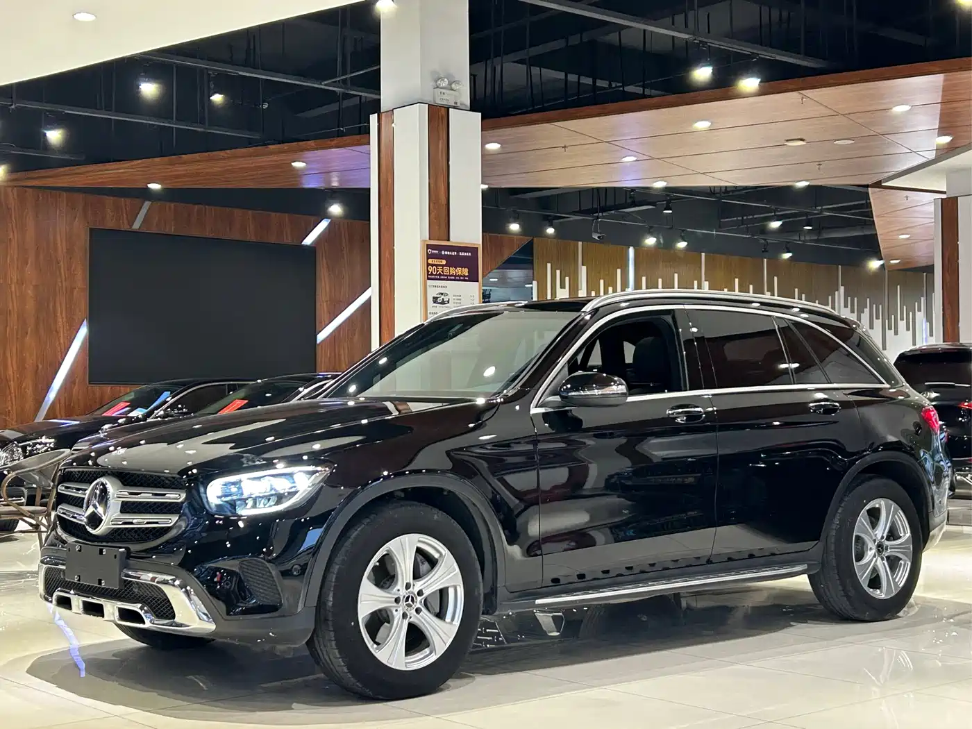 Mercedes-Benz GLC 2020 Facelift GLC 260 L 4MATIC Dynamic