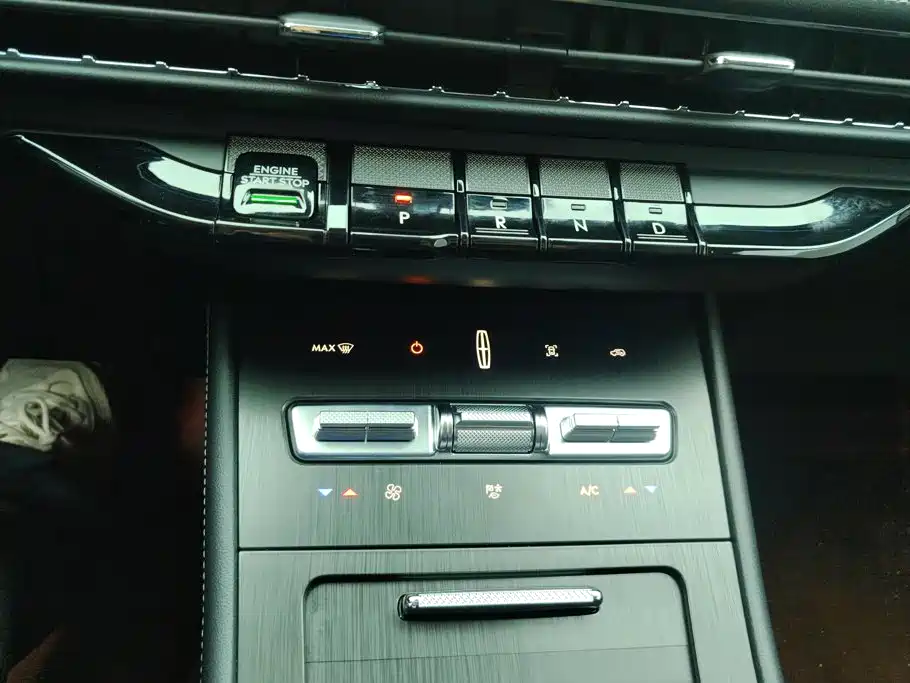 Lincoln Adventurer 2026 2025 1.5T 2WD Premium Hybrid