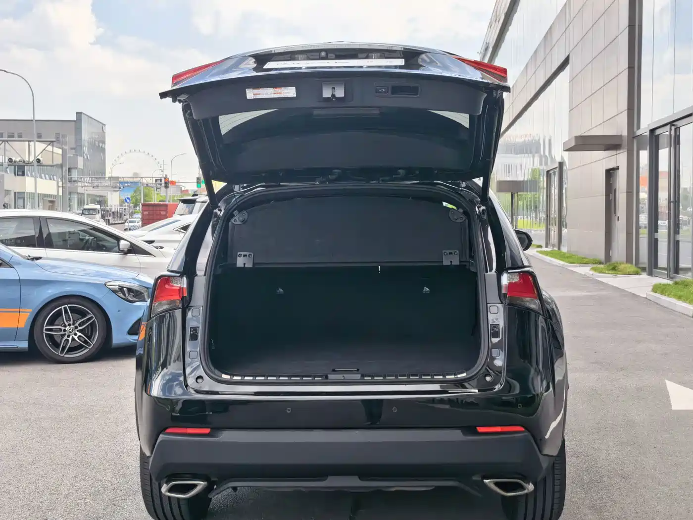 Photo 14 - Lexus NX