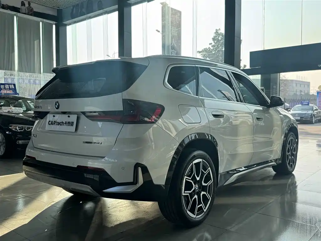 BMW X1 2023 xDrive25Li X Design Package фото 6