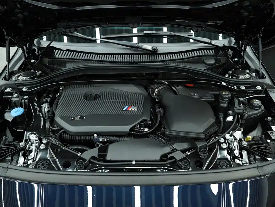 BMW M235L 2026 2025 M235L