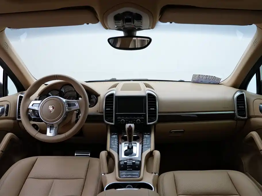 Porsche Cayenne 2011 Cayenne 3.0T фото 8