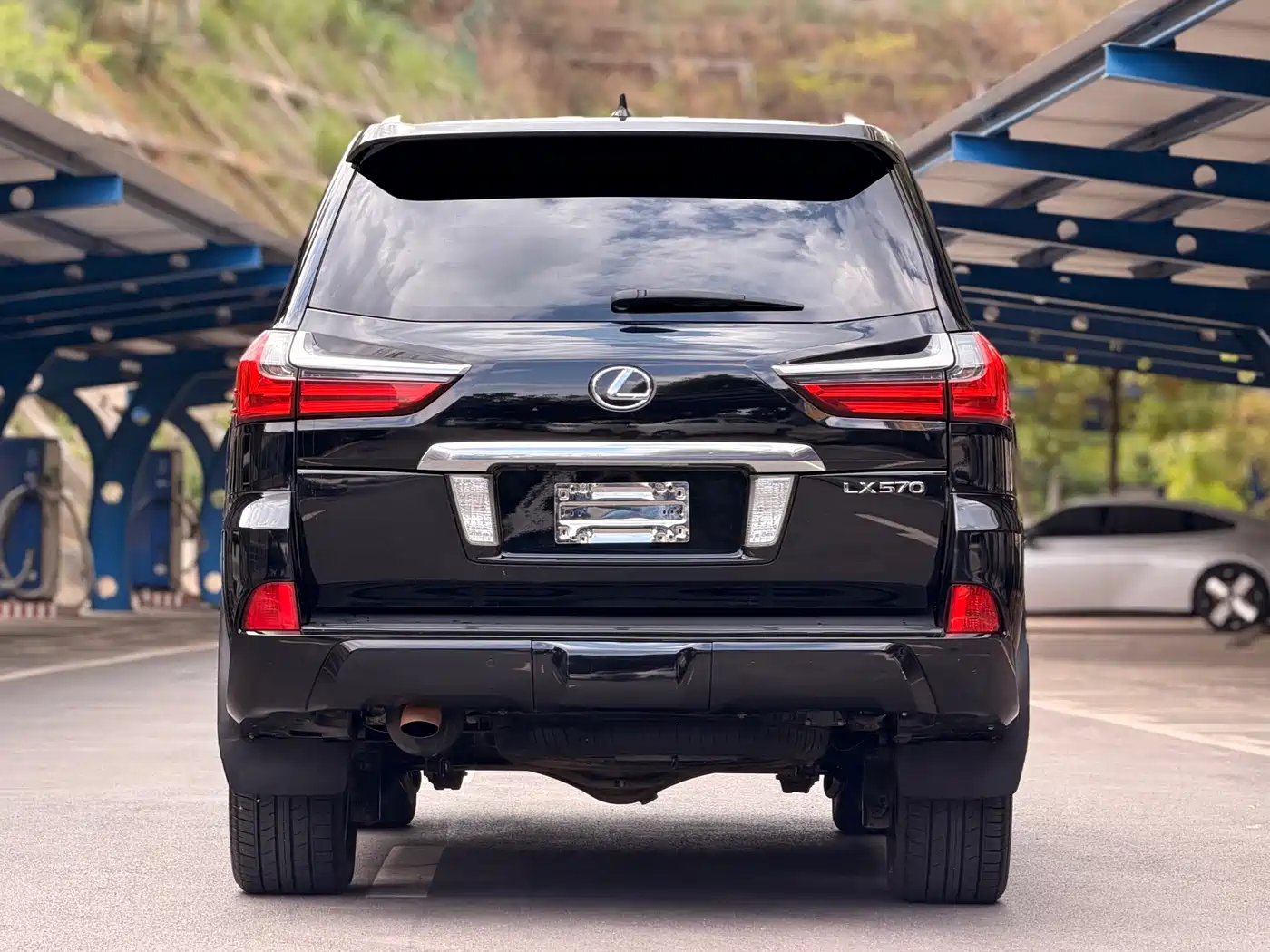 Lexus LX 2017 570 Prestige Luxury фото 5