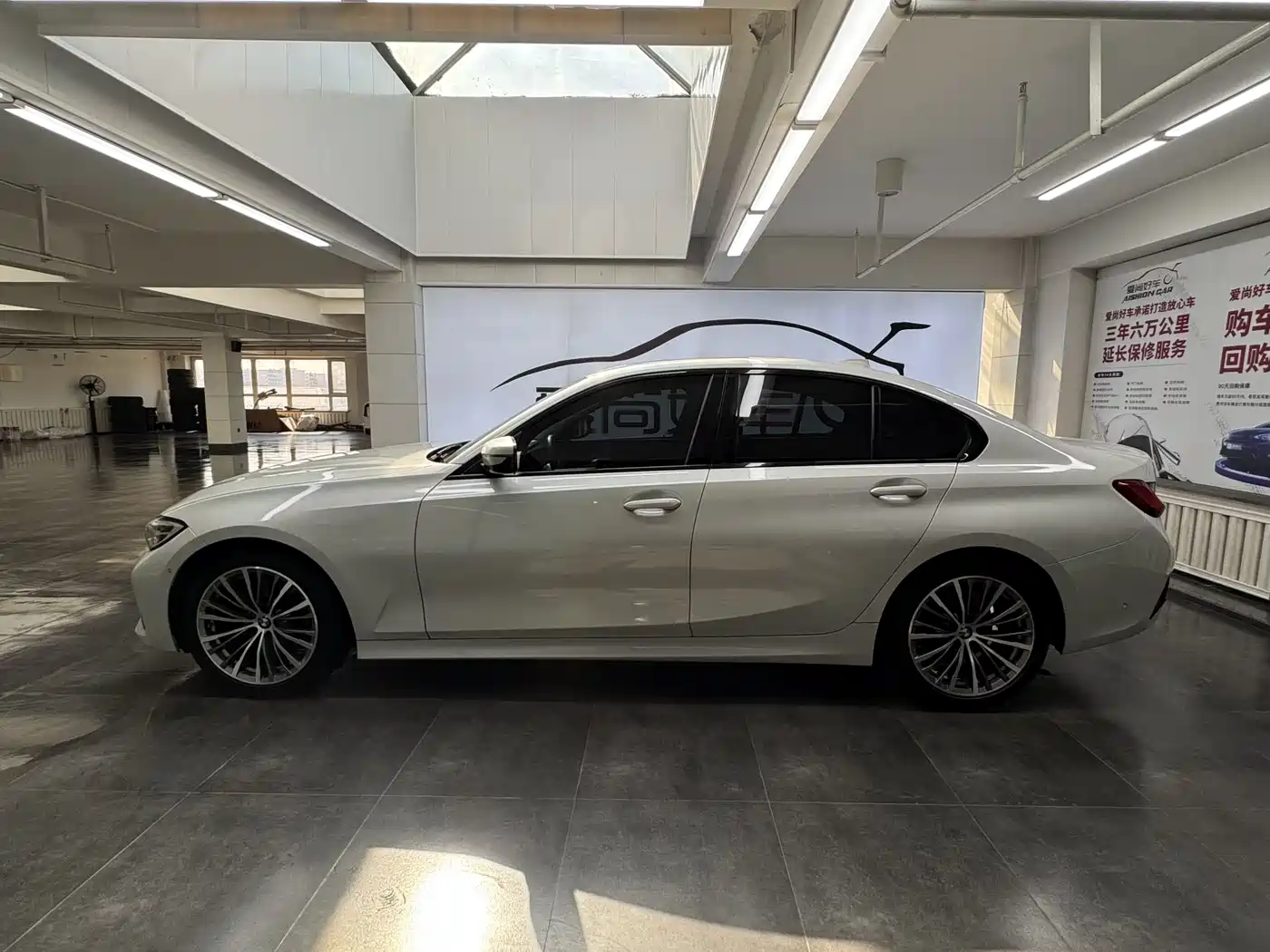 BMW 3 Series 2020 320i Sport Package фото 4