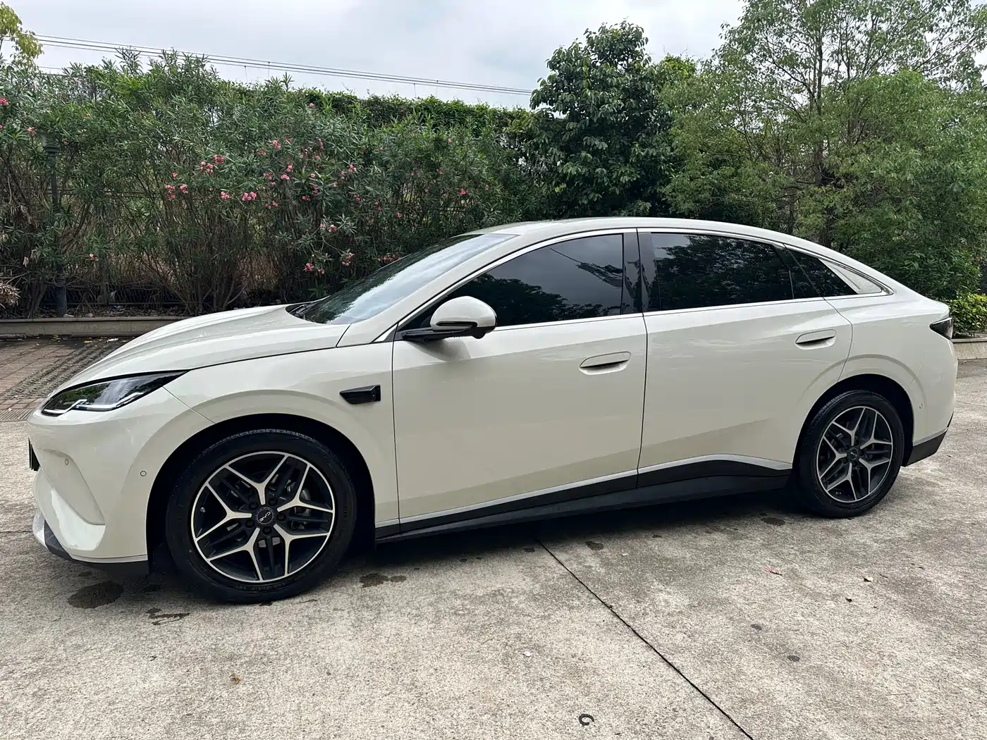 BYD SEAL 06 NEW ENERGY