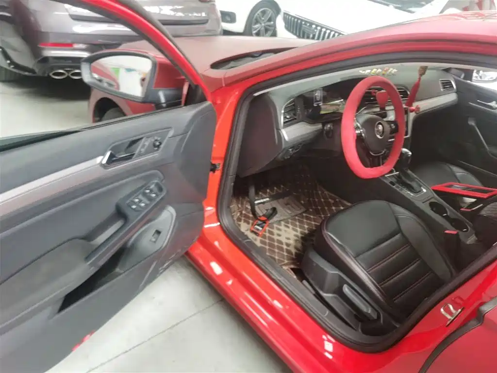 Volkswagen Lamando 2019 230TSI DSG Trend Edition China V фото 16