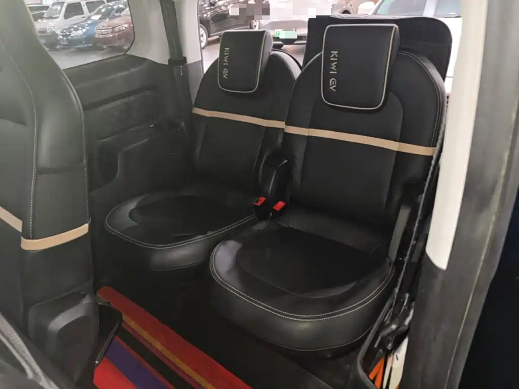 Baojun KiWi EV 2022 2022 Artist Lite Edition LFP