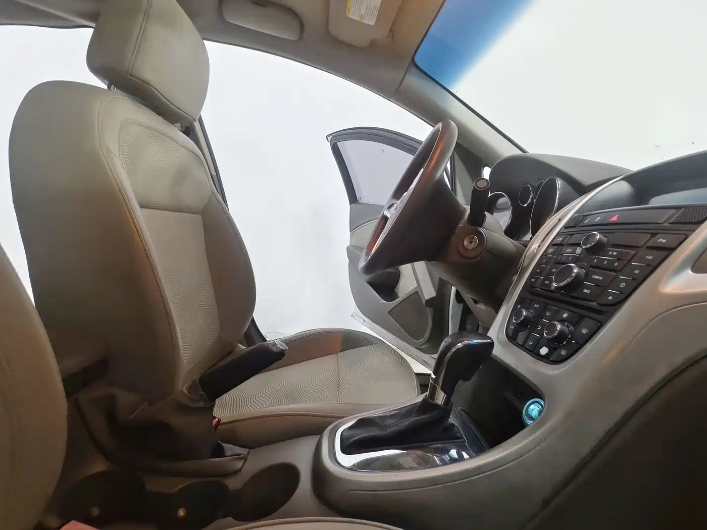 Фото 15 - Buick Excelle