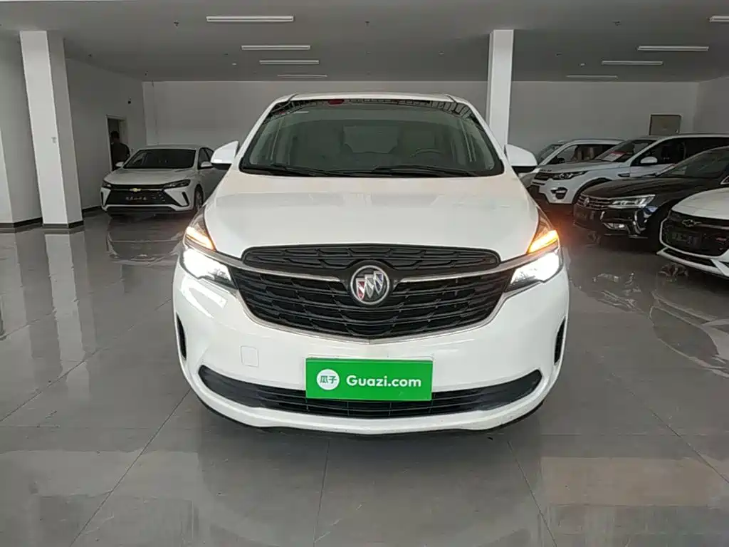 Фото 3 - Buick GL8