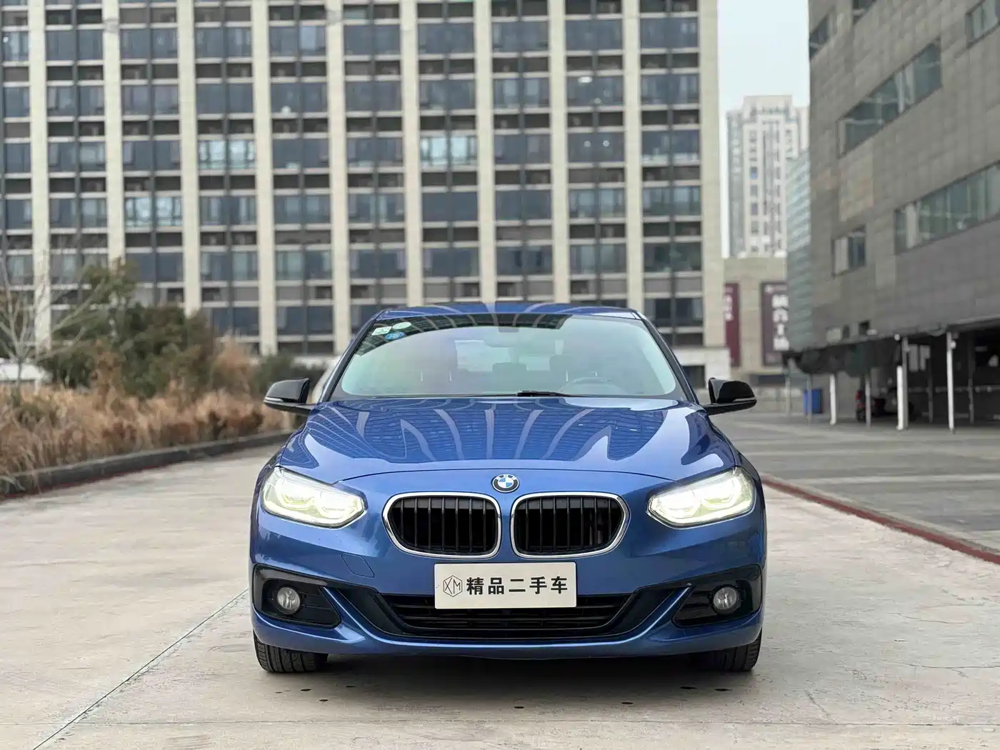 BMW 1 Series 2018 118i Sport Edition фото 2