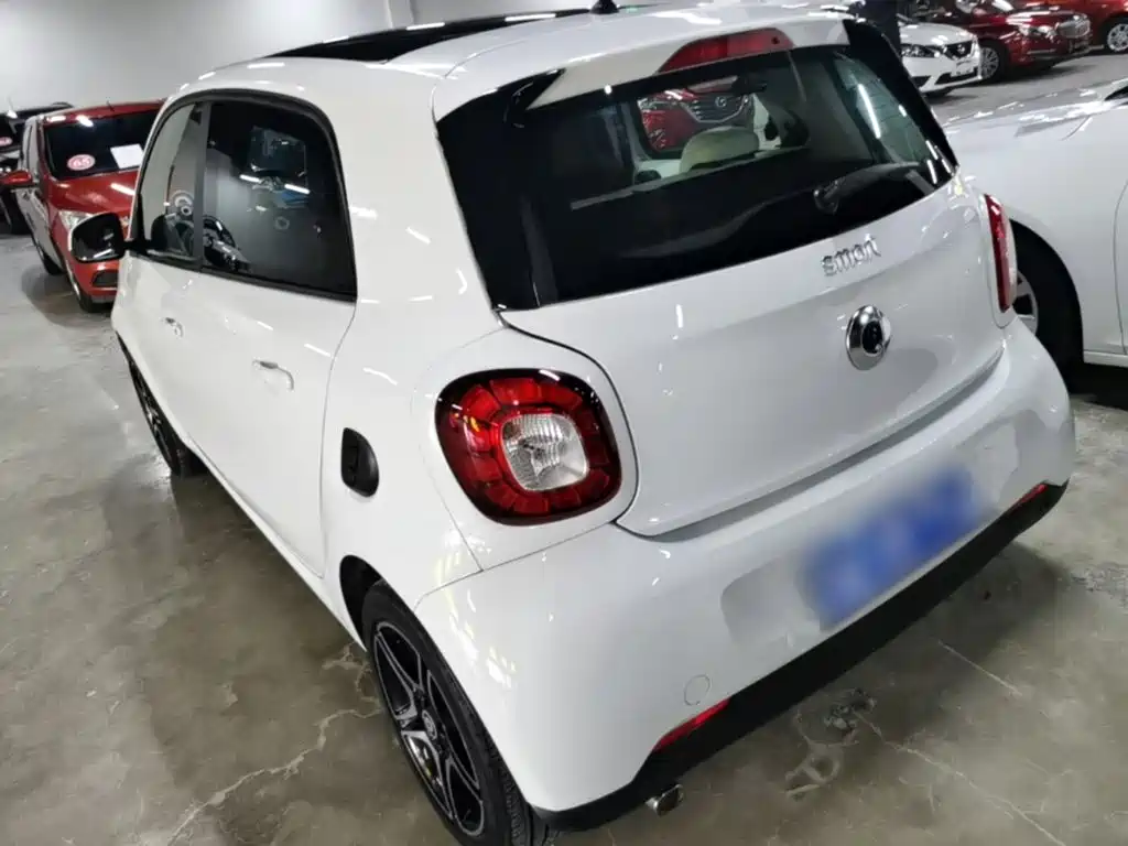 smart forfour 2017 2016 0.9T 66kW Ultimate Edition