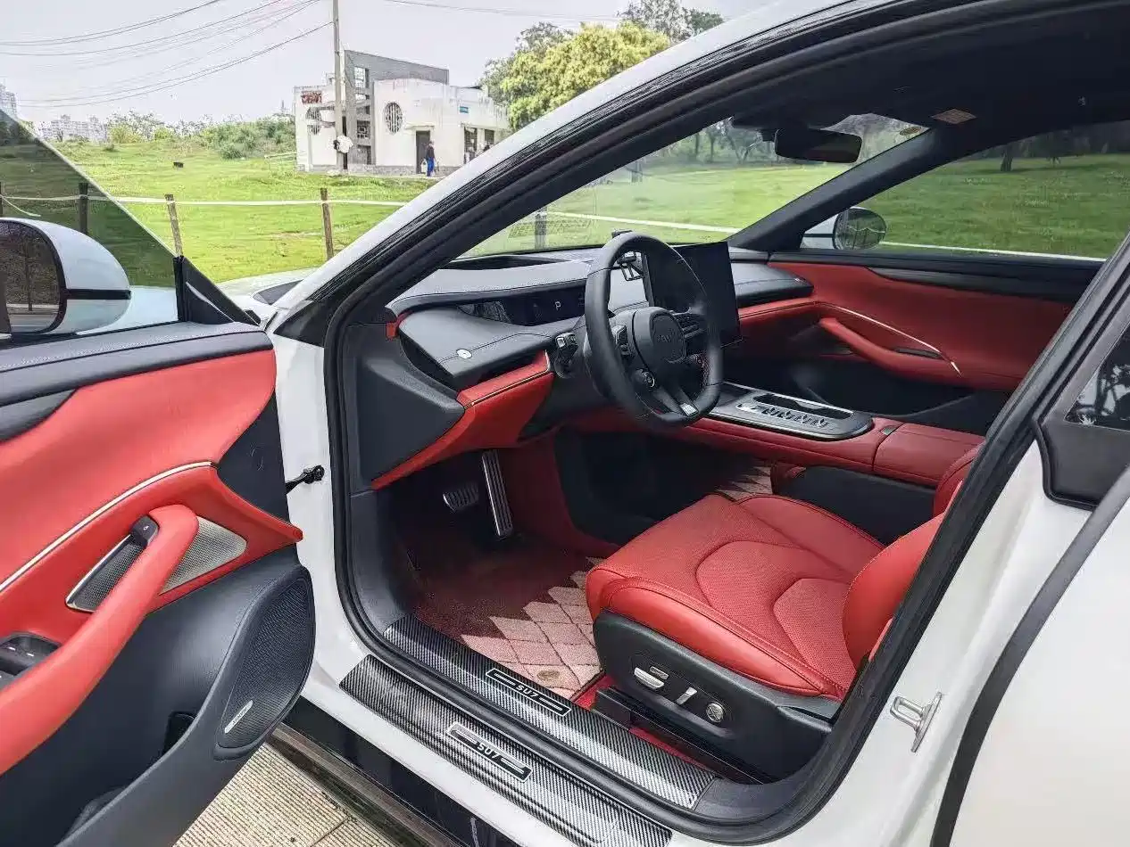 XIAOMI CAR XIAOMI SU7