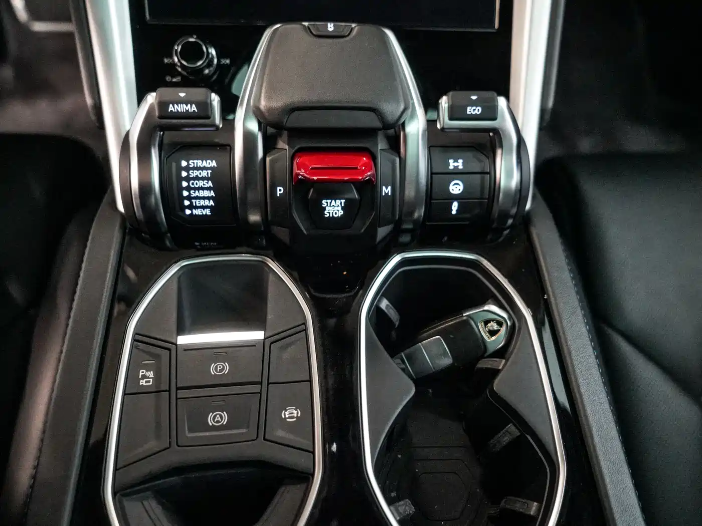 Lamborghini Urus 2018 4.0T V8 фото 14