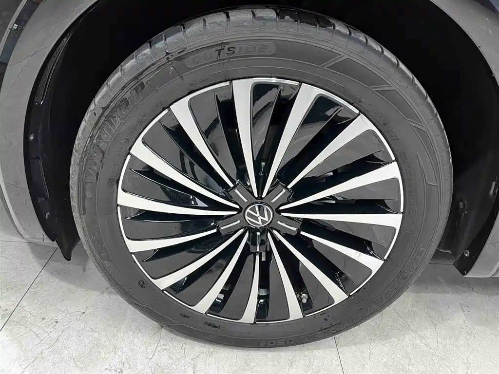 Volkswagen Viloran 2024 380TSI Executive Edition фото 20
