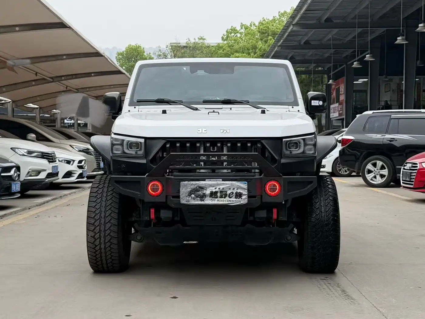 BAIC ORV Beijing Offroad BJ40 2023 2.0T Auto 4WD Urban Hunter Knight Edition фото 2