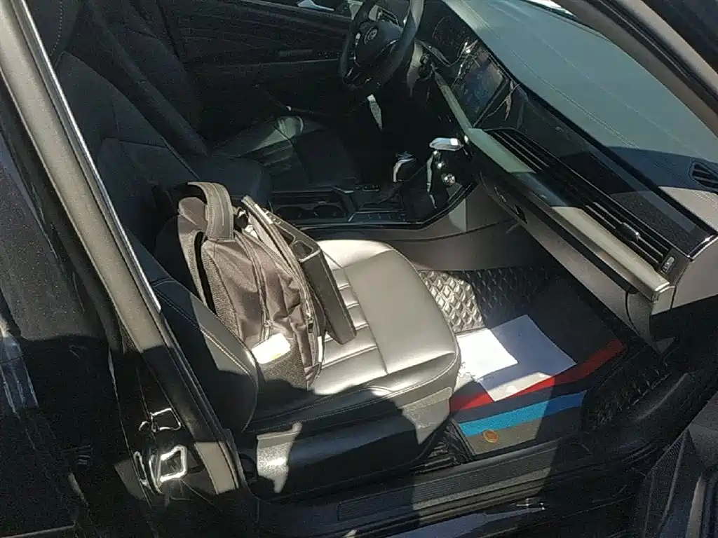 Volkswagen Passat 2019 Model 280TSI Business Edition China VI фото 25