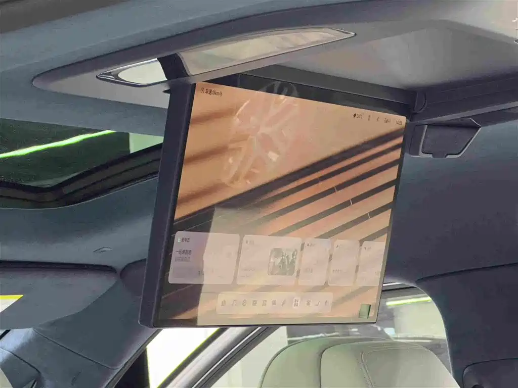 ZEEKR 009 2026 2024 6-seat Executive AWD 108kWh