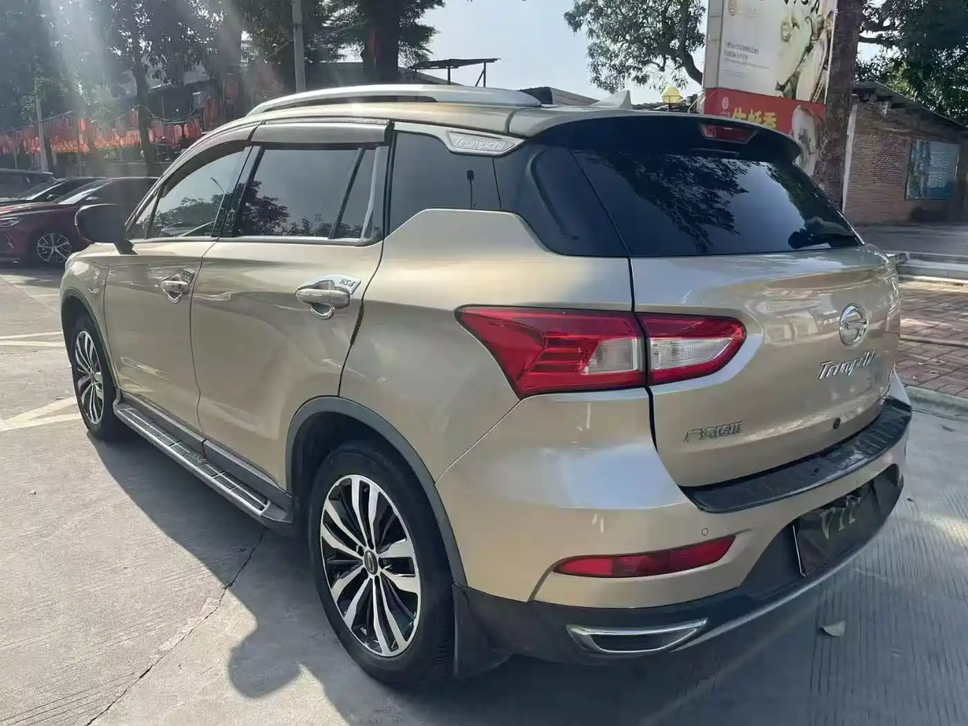 GAC Trumpchi Trumpchi GS4 2016 235T G-DCT Luxury Edition фото 5