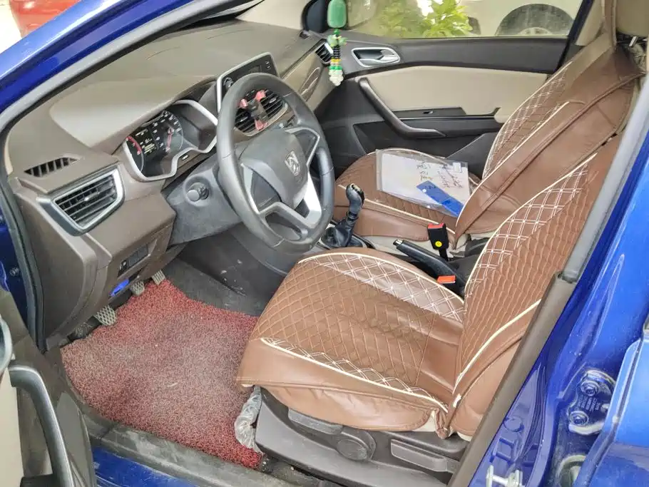 Baojun 310W 2017 2017 1.5L Manual Comfort China V