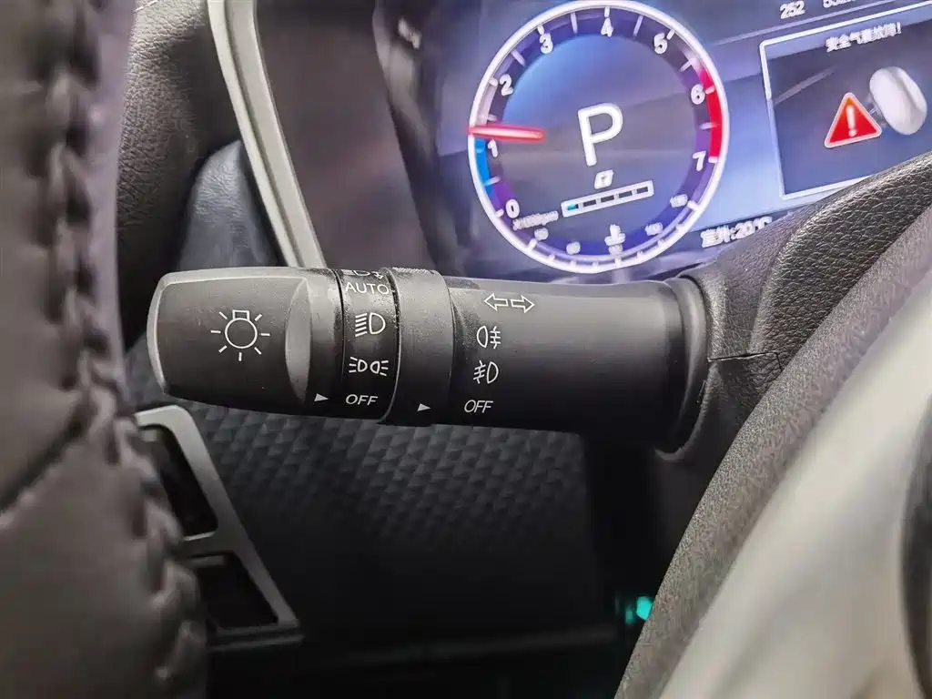 BAIC ORV Beijing Offroad BJ40 2024 Model 2.3T Rainforest Edition фото 21