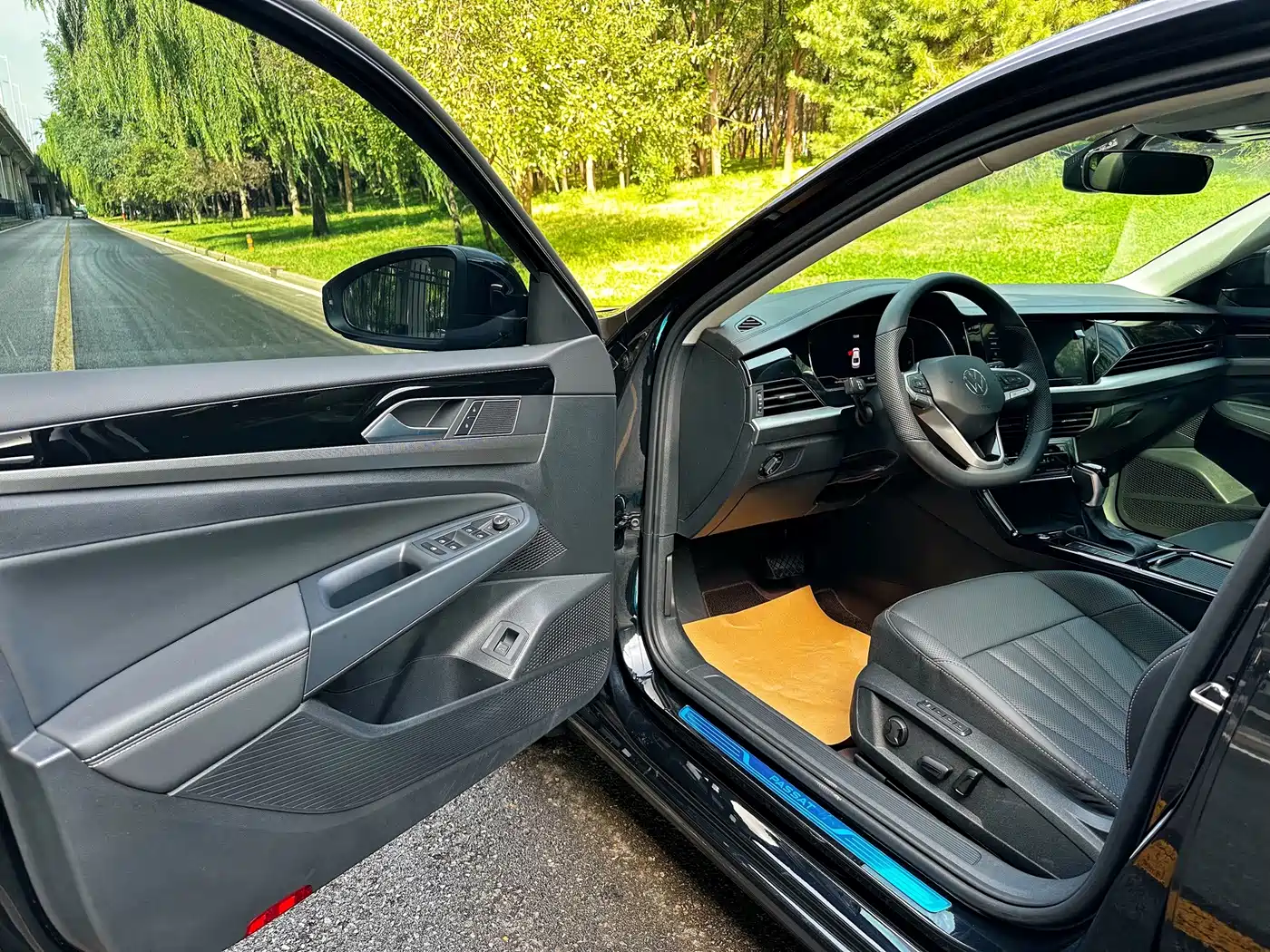 Volkswagen Passat 2026 2026 Outstanding Edition 380TSI Starlight Dragon Soaring Version