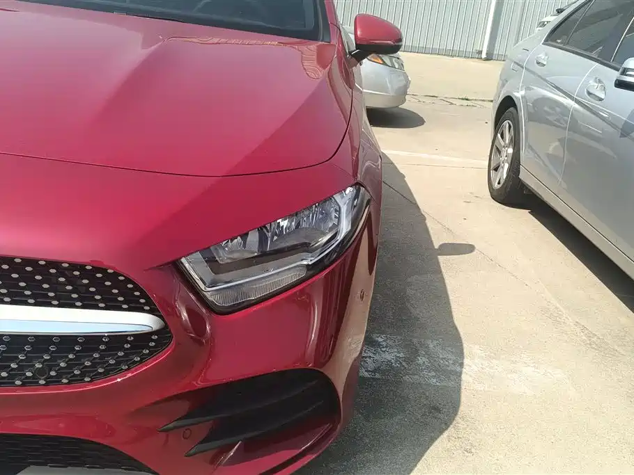 MERCEDES-BENZ A CLASS