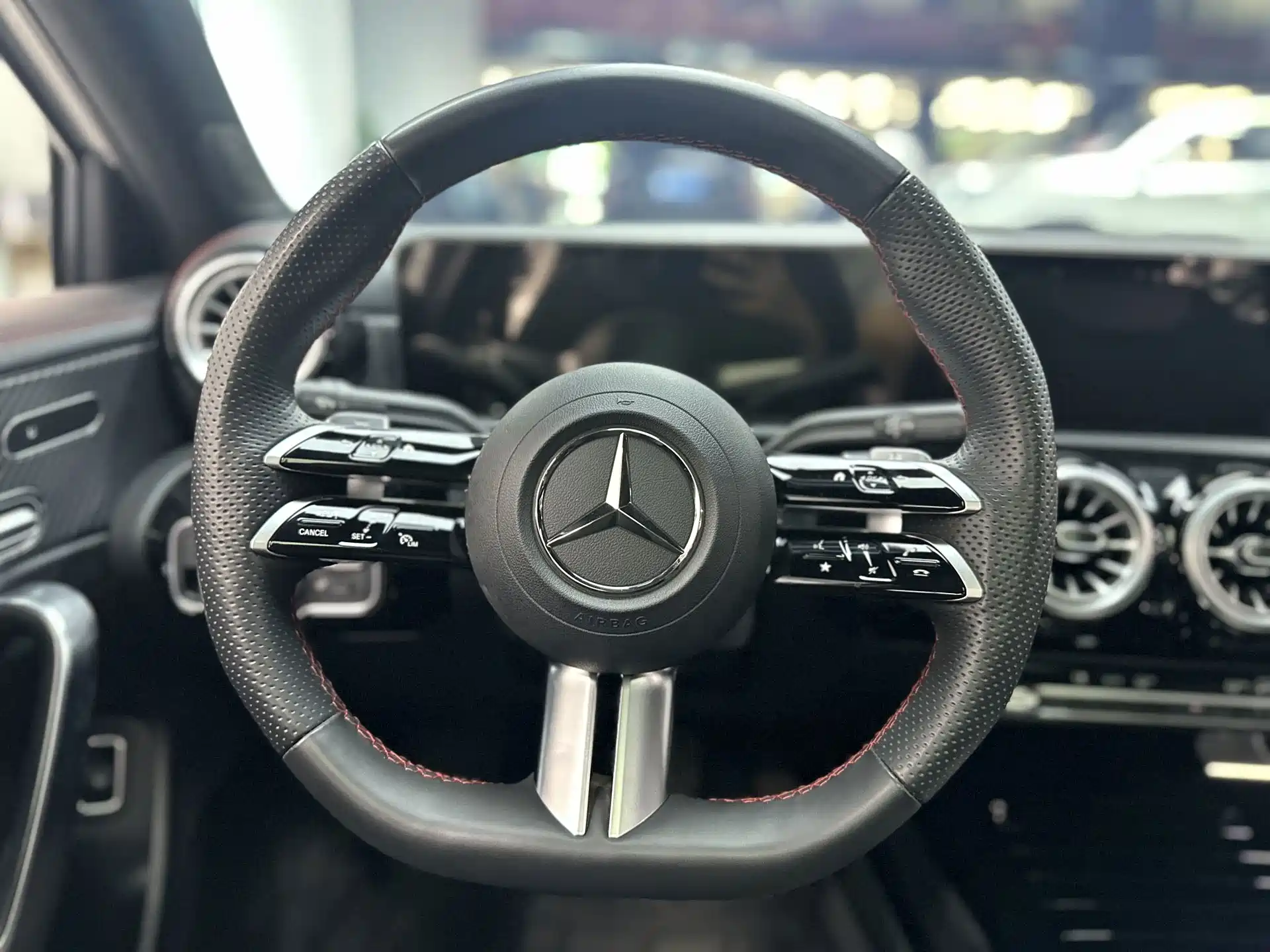 صورة 18 - Mercedes-Benz A-Class