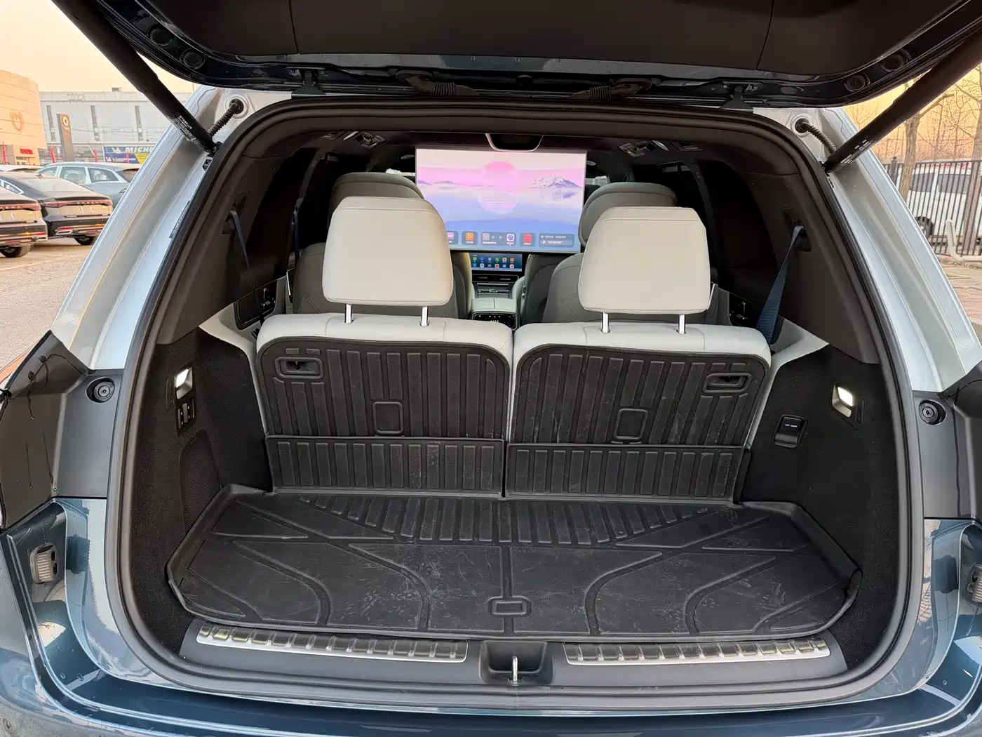 AITO Wenjie AITO M9 2024 Range Extender Ultra 52kWh 6-seater фото 33