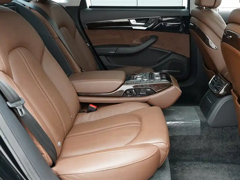 Audi A8 2016 A8L 45 TFSI quattro Luxury фото 25