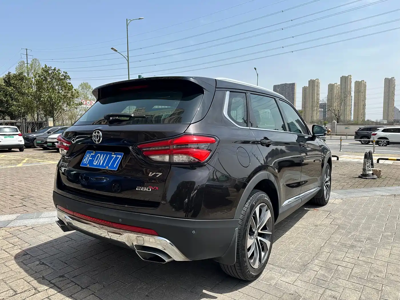 Zhonghua V7 2019 2018 280T Manual Luxury 5-Seater