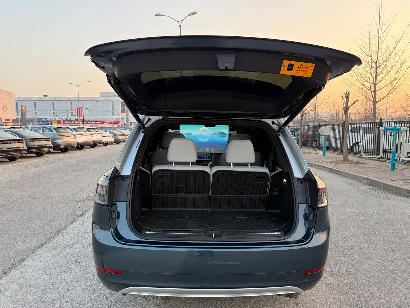 AITO Wenjie AITO M9 2024 Range Extender Ultra 52kWh 6-seater фото 32