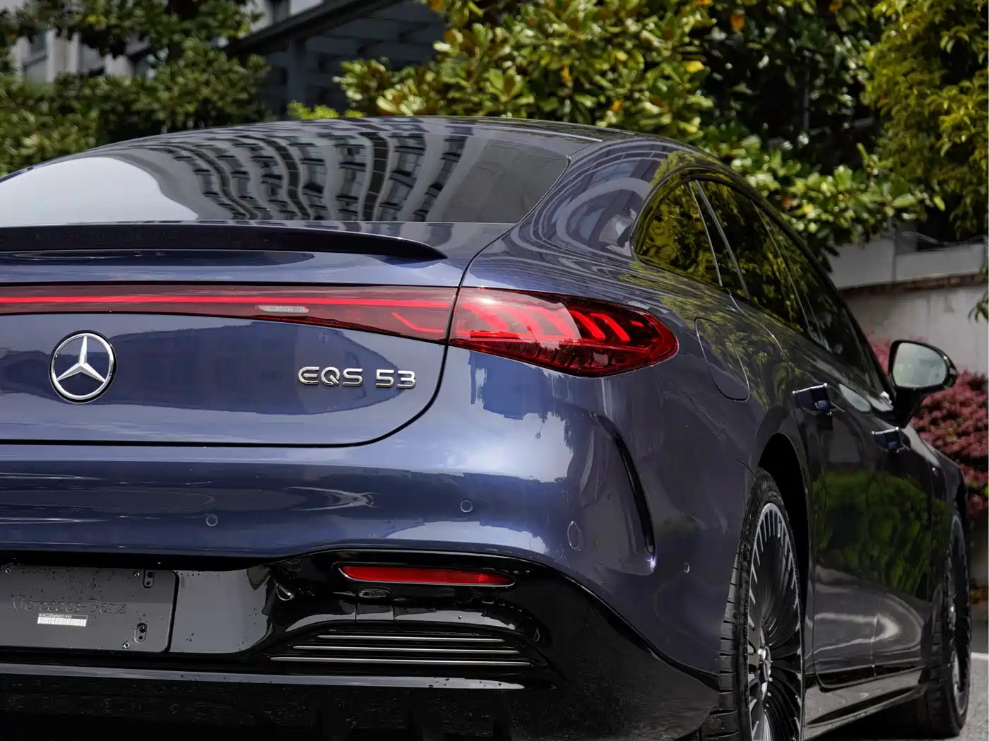 MERCEDES-BENZ EQS AMG