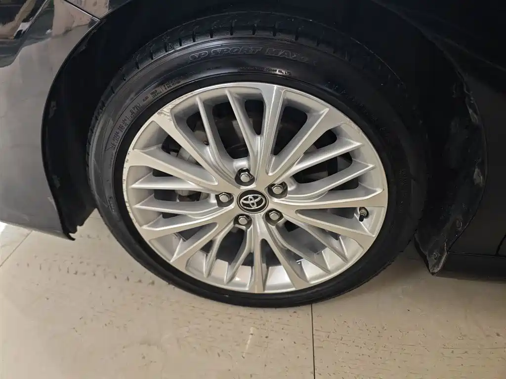 Toyota Camry 2018 2.5G Luxury Edition фото 23