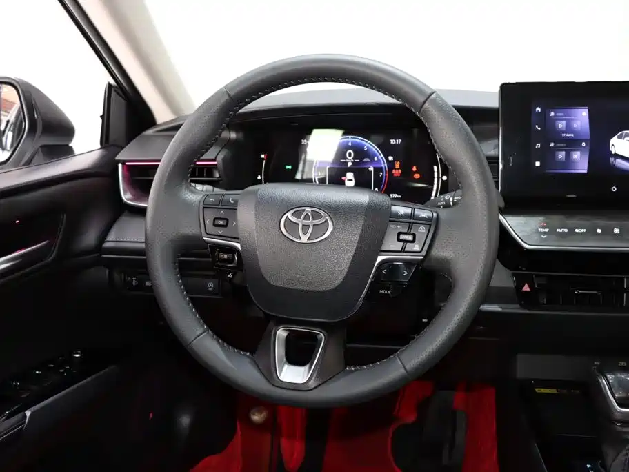 Toyota Camry 2025 2024 2.0GVP Luxury Edition