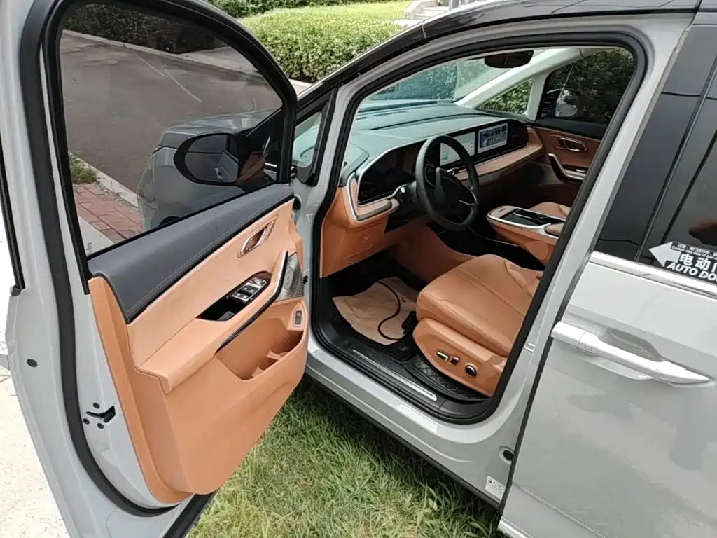 SAIC Maxus Dajia 9 2024 2024 Super Hybrid Ultra Long Range Forest Edition 7-Seater
