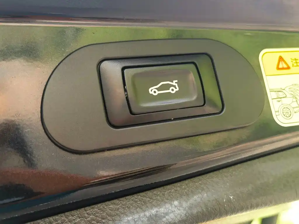 Photo 29 - Toyota Highlander