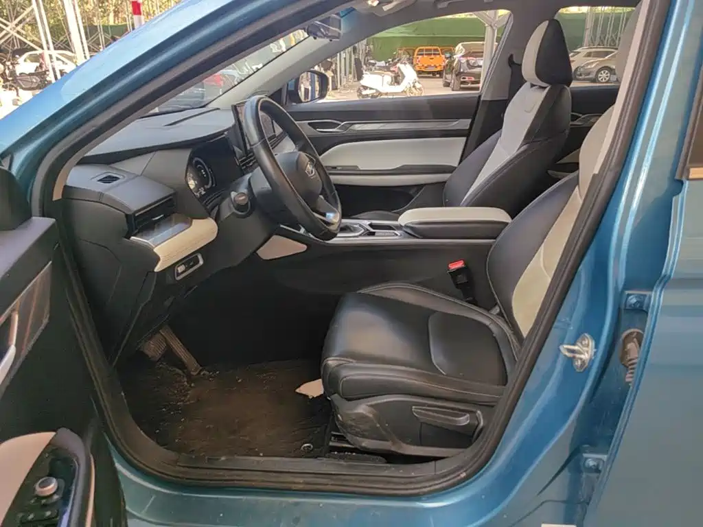 Geely Emgrand L 2022 2022 1.4T CVT Flagship