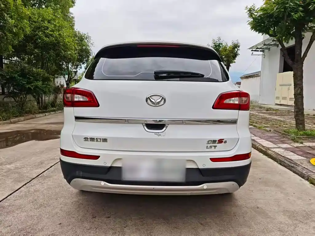 BAIC Huansu S6 2016 2016 1.5T Manual Smart Edition